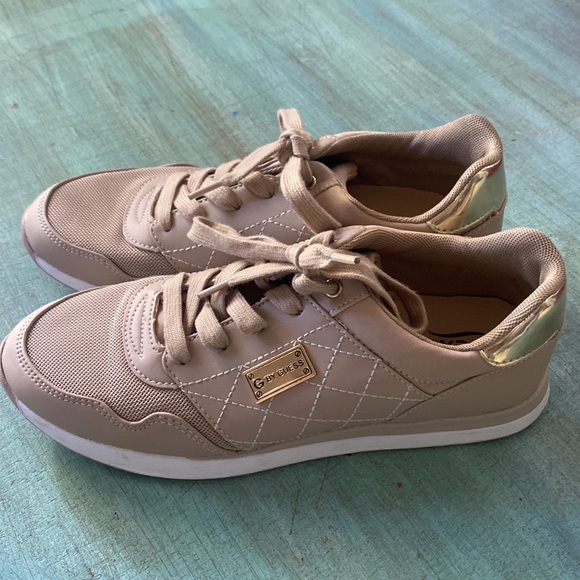 Guess GBG LOS ANGELES JERYL SNEAKER (8.5) - Picture 2 of 9